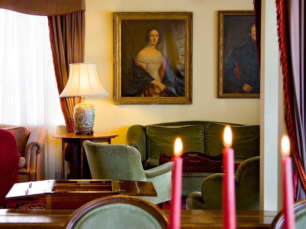 Kingsway Hotel. Клийторпс Екстериор снимка